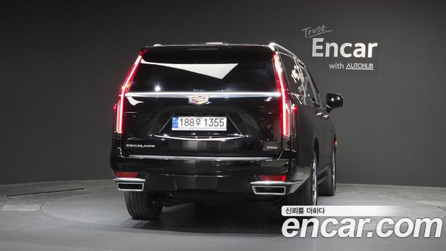 Cadillac Escalade 6.2 ESV ESV Premium Luxury Platinum — пробег 27 540 км — фото 4 из 5