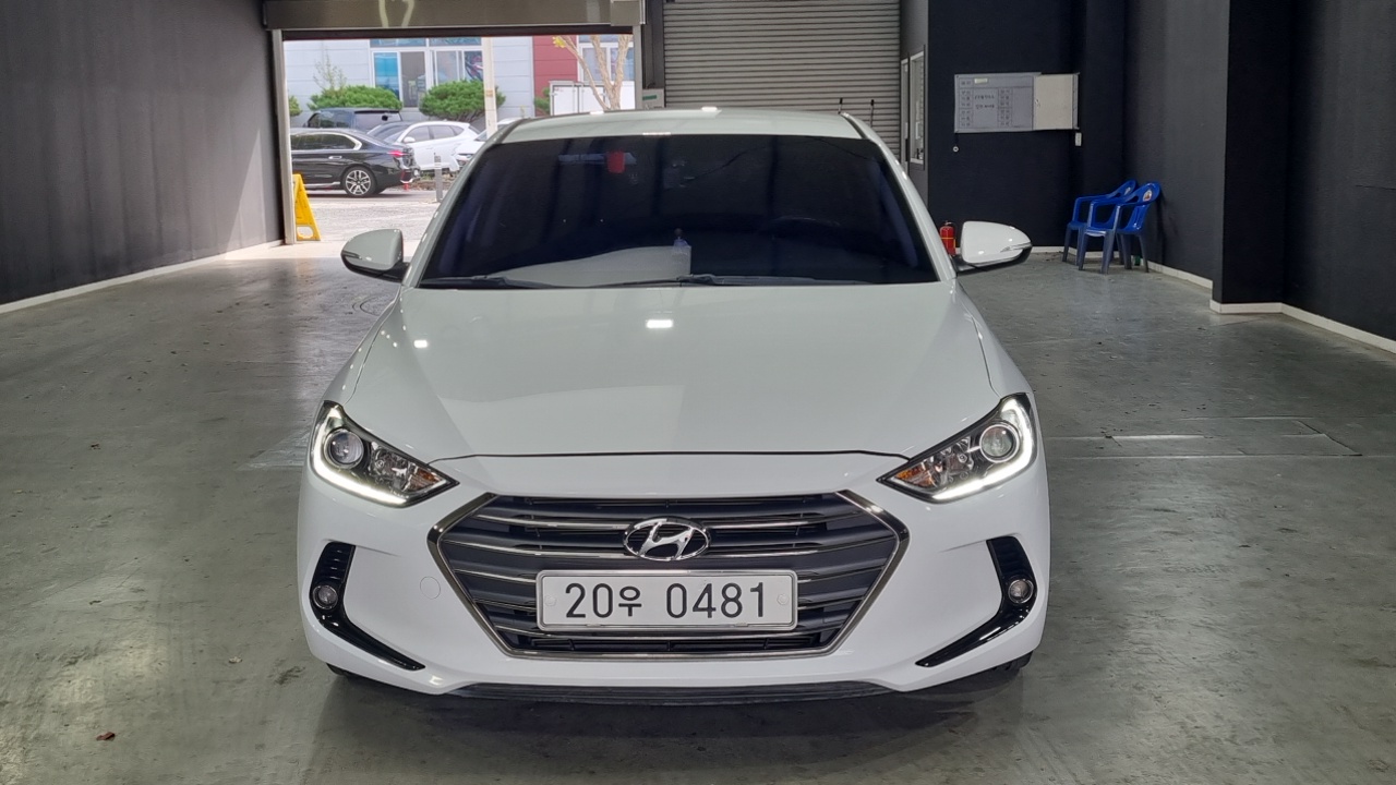 Hyundai AVANTE 1.6 GDI Modern special — пробег 83 055 км — фото 3 из 5