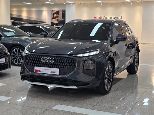 Audi Q3 TFSi Quattro Advanced — пробег 1 628 км — фото 1 из 5