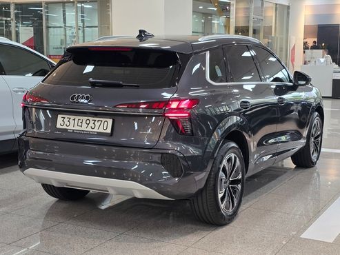 Audi Q3 TFSi Quattro Advanced — пробег 1 628 км — фото 2 из 5