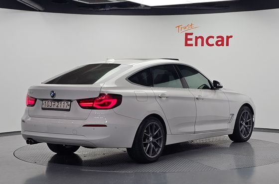 BMW Gran Turismo GT 320d Premium — пробег 130 634 км — фото 2 из 5