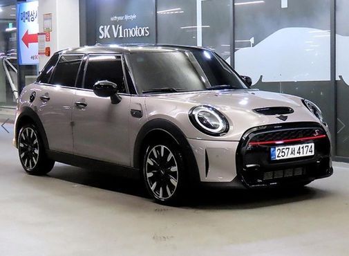 Mini Cooper Classic Third Generation — пробег 50 244 км — фото 1 из 5
