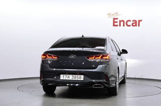 Hyundai Sonata 2.0 Premium Special — пробег 125 597 км — фото 4 из 5