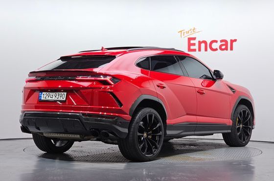 Lamborghini Urus 4.0 V8 — пробег 22 929 км — фото 2 из 5