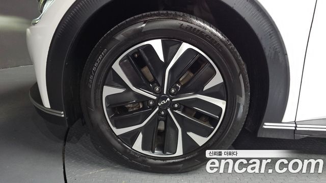 Kia EV6 из Кореи Encar