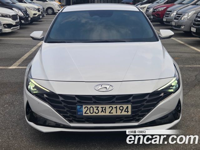 Hyundai AVANTE 1.6 Inspiration — пробег 71 896 км — фото 1 из 5