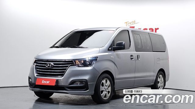 Hyundai Starex Wagon 12-Seater Smart — пробег 185 595 км — фото 1 из 5