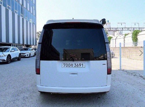 Hyundai Staria 4WD Camper Prestige Camper 11Seater — пробег 68 218 км — фото 4 из 5