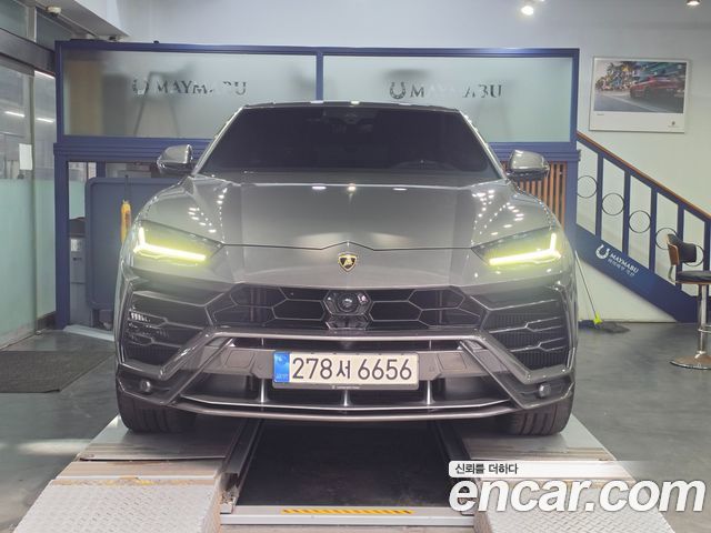 Lamborghini Urus 4.0 V8 — пробег 23 138 км — фото 3 из 5