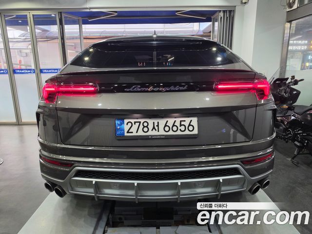 Lamborghini Urus 4.0 V8 — пробег 23 138 км — фото 4 из 5
