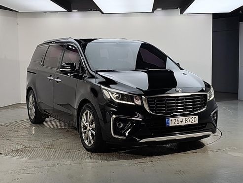 Kia Carnival 9-Seater Prstige — пробег 177 996 км — фото 2 из 5