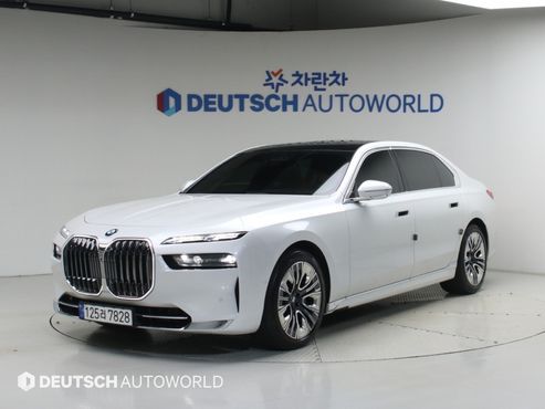 BMW 7-Series 740i sDrive Design Pure Excellence — пробег 24 795 км — фото 1 из 5