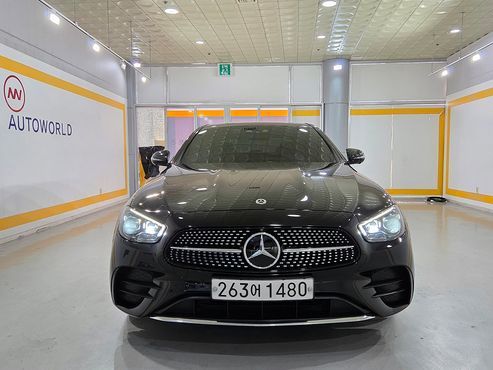Mercedes-Benz E-Class E220d 4MATIC AMG Line — пробег 115 620 км — фото 2 из 5