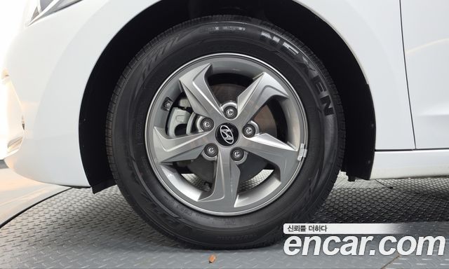 Hyundai AVANTE 1.6 GDI Smart — пробег 35 433 км — фото 5 из 5