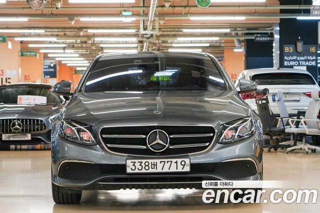Mercedes-Benz E-Class E250 Avantgarde — пробег 58 000 км — фото 1 из 5