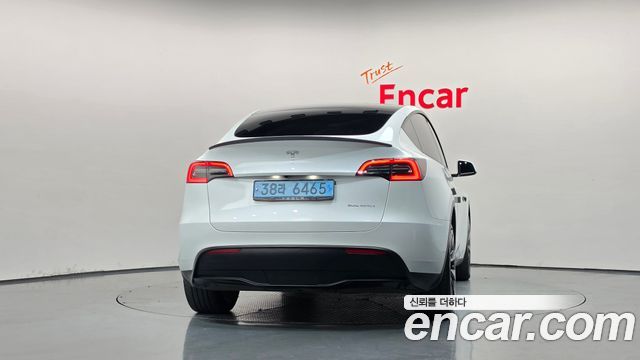 Tesla Model Y Long Range AWD — пробег 50 543 км — фото 4 из 5
