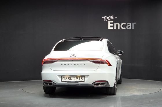 Hyundai Grandeur Calligraphy — пробег 138 486 км — фото 4 из 5
