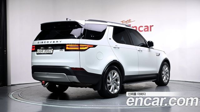 Land Rover Discovery 3.0 TD6 HSE — пробег 139 973 км — фото 2 из 5