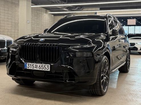 BMW X7 xDrive 40d M Sport 7 STR — пробег 4 900 км — фото 1 из 5