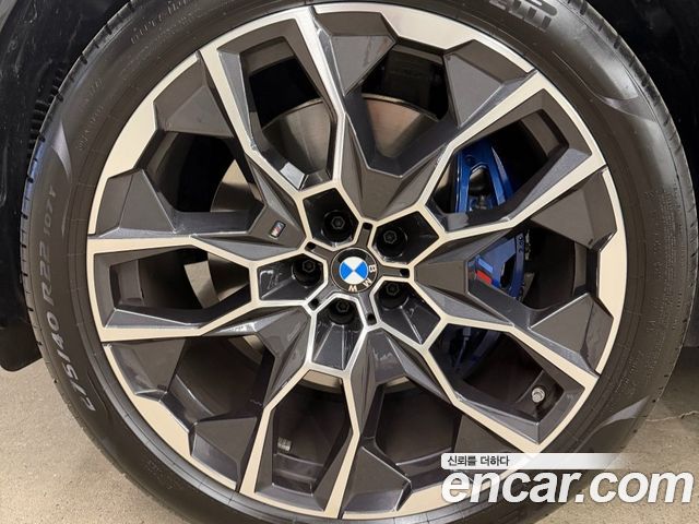 BMW X7 xDrive 40d M Sport 7 STR — пробег 4 900 км — фото 5 из 5