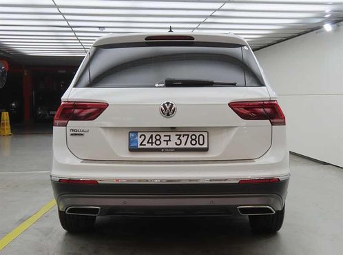 Volkswagen Tiguan 2.0 TDI Prestige — пробег 138 618 км — фото 4 из 5