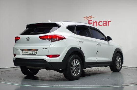 Hyundai Tucson Diesel 1.7 2WD Modern — пробег 181 380 км — фото 2 из 5