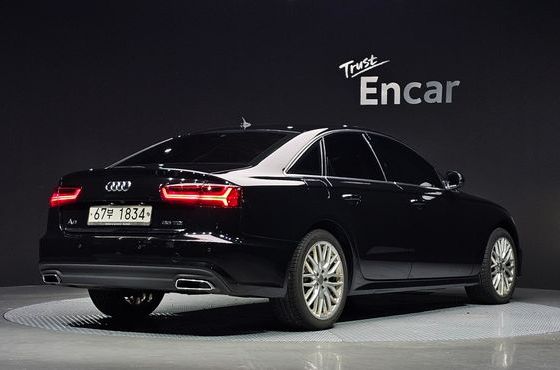 Audi A6 35 TDI Premium C7 — пробег 217 859 км — фото 2 из 5