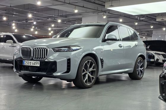 BMW X5 xDrive 30d M Sport — пробег 5 777 км — фото 2 из 5