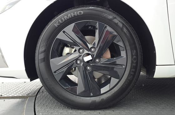 Hyundai AVANTE Smart — пробег 47 888 км — фото 5 из 5