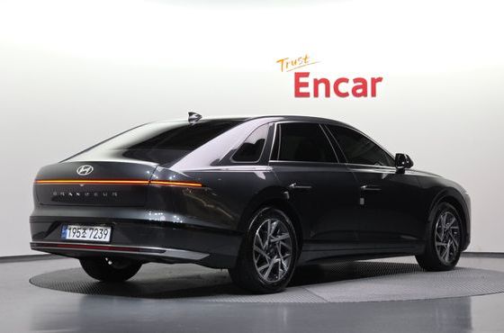 Hyundai Grandeur Premium — пробег 65 565 км — фото 2 из 5