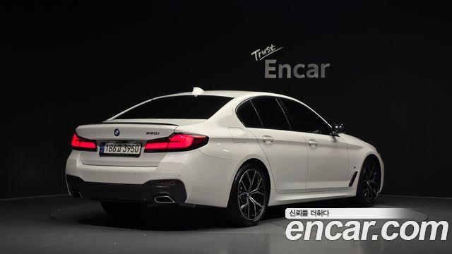 BMW 5-Series 530i M Sport Package — пробег 40 801 км — фото 2 из 5