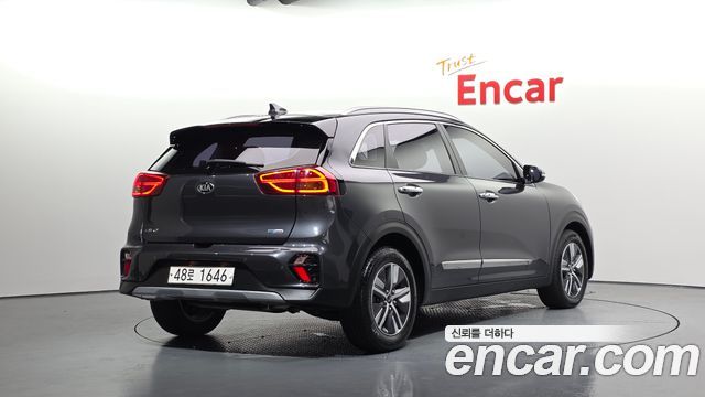 Kia Niro 1.6 HEV Prestige — пробег 64 592 км — фото 2 из 5
