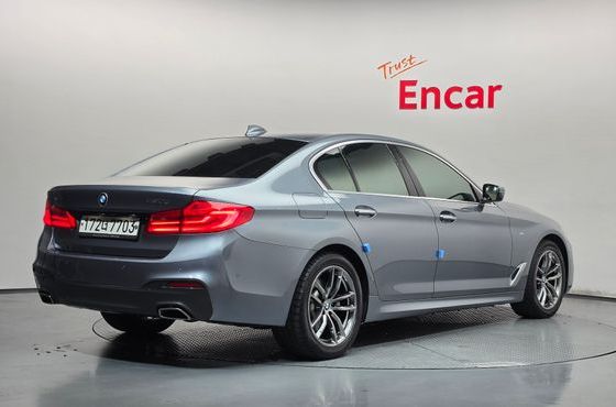 BMW 5-Series 520d xDrive M Sport Package Plus — пробег 152 100 км — фото 2 из 5