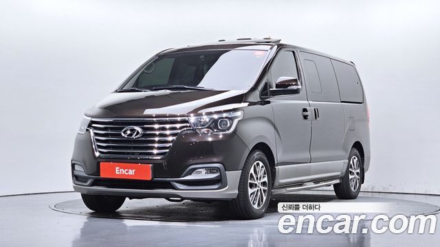 Hyundai Starex 4WD Urban 9-Seater Exclusive — пробег 134 784 км — фото 1 из 5