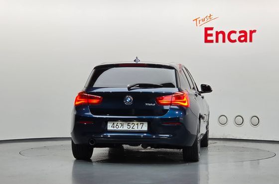 BMW 1-Series 118d Sport 5Door — пробег 86 471 км — фото 4 из 5
