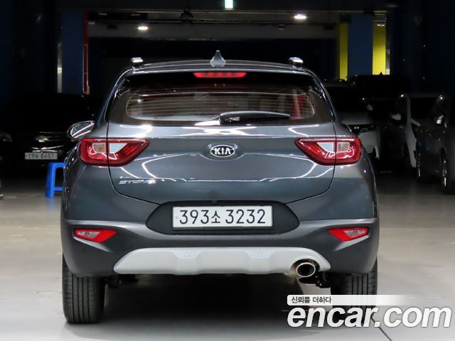 Kia Stonic 1.4 Trendy — пробег 48 010 км — фото 4 из 5