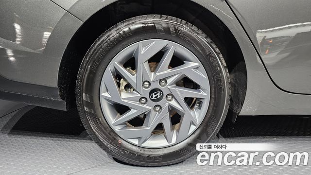 Hyundai AVANTE Modern — пробег 24 275 км — фото 5 из 5