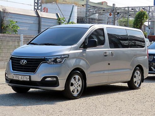 Hyundai Starex Wagon 12-Seater Smart — пробег 86 900 км — фото 1 из 5