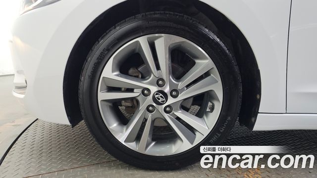 Hyundai AVANTE 1.6 GDI Smart — пробег 154 385 км — фото 5 из 5