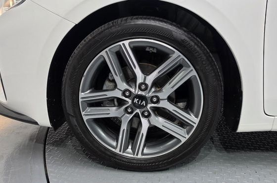 Kia K3 Luxury — пробег 48 135 км — фото 5 из 5