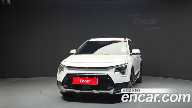 Kia Niro Signature — пробег 92 805 км — фото 3 из 5