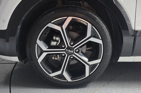 Kia Niro Signature — пробег 92 805 км — фото 5 из 5