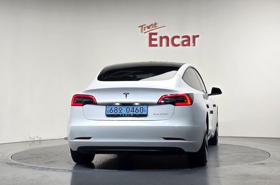 Tesla Model 3 Long Range AWD — пробег 23 098 км — фото 4 из 5
