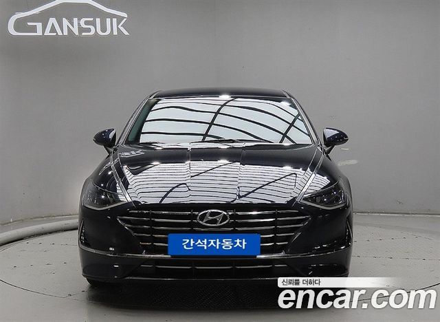 Hyundai Sonata 2.0 Premium Family — пробег 68 450 км — фото 3 из 5