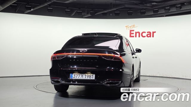 Hyundai Grandeur Premium — пробег 161 508 км — фото 4 из 5