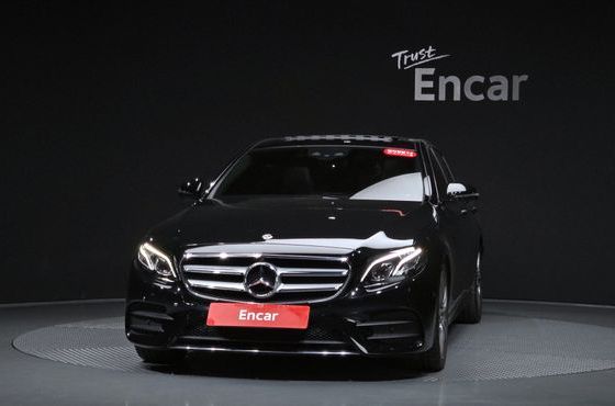 Mercedes-Benz E-Class E300 AMG Line — пробег 86 064 км — фото 3 из 5