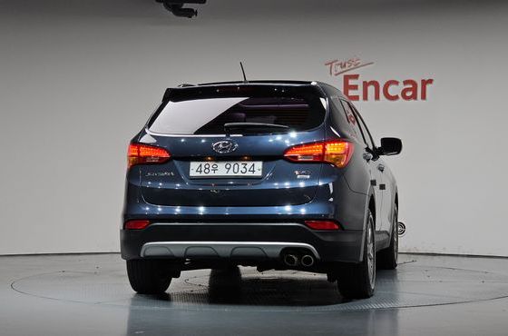 Hyundai Santafe Diesel(e-VGT) 2.0 4WD Premium — пробег 173 096 км — фото 4 из 5