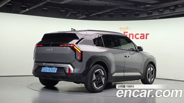Kia EV3 из Кореи Encar