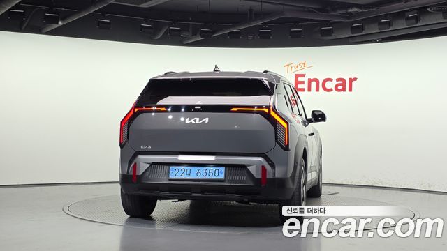 Kia EV3 из Кореи Encar