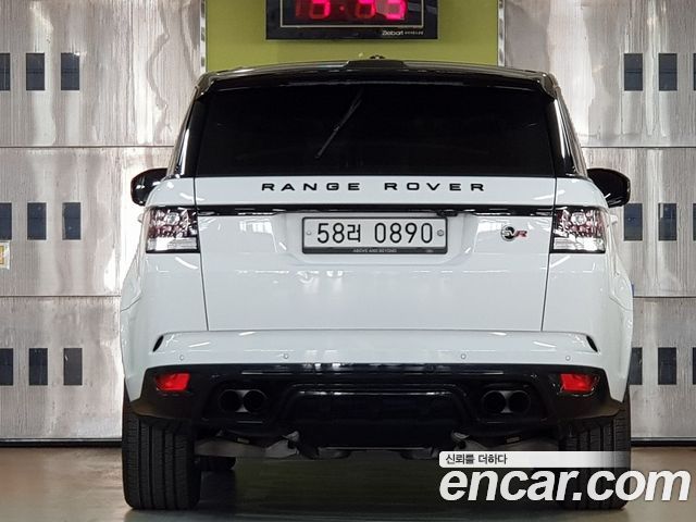 Land Rover Range Rover Sport 5.0 SVR — пробег 18 200 км — фото 4 из 5